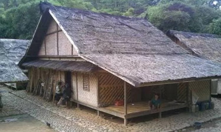 rumah adat indonesia